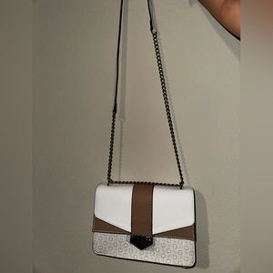 guess crossbody bag